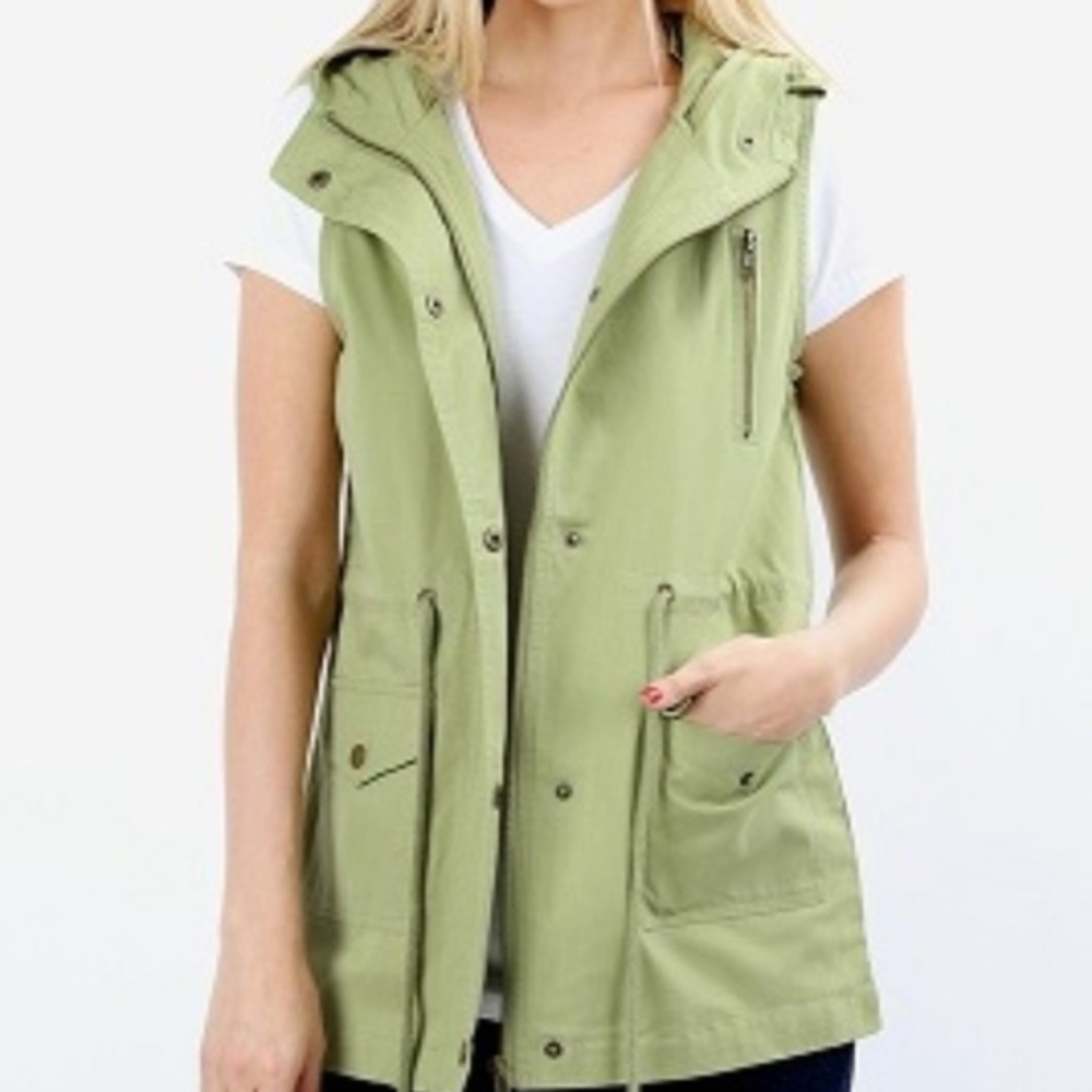 Utility Vest w/Hood